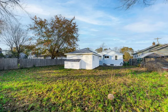 $210,000 | 156 Abbie Street Southeast, Wyoming, MI 49548