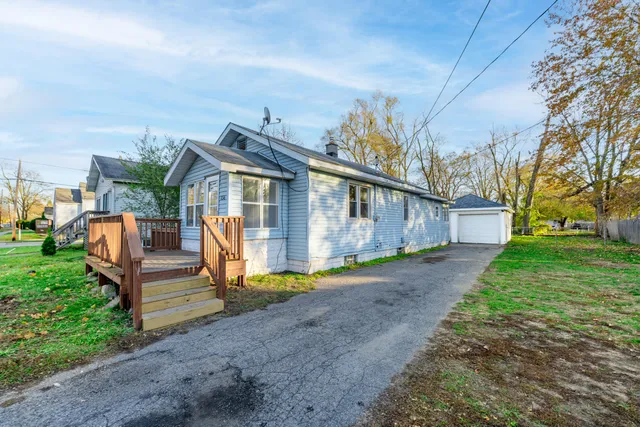 $210,000 | 156 Abbie Street Southeast, Wyoming, MI 49548