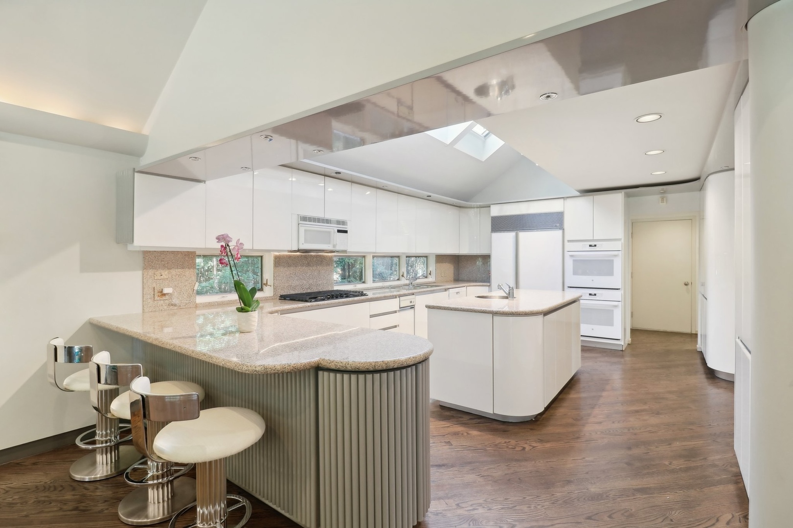 1044 North Happ Road Northfield, IL 60093 - Photo 13 of 49