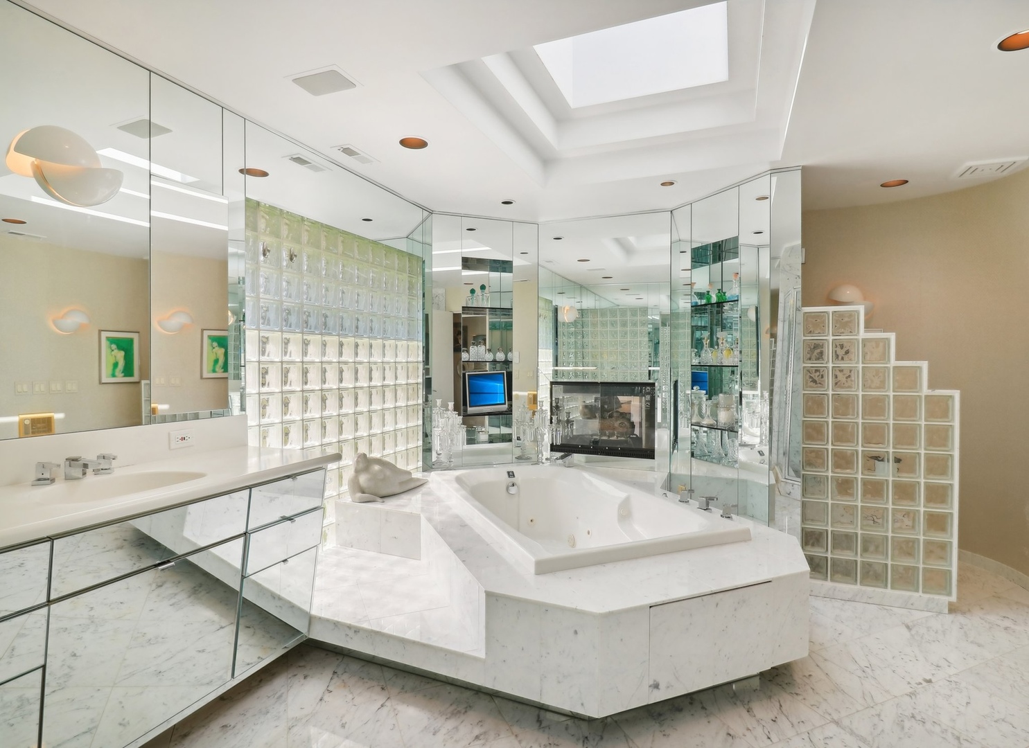 1044 North Happ Road Northfield, IL 60093 - Photo 22 of 49