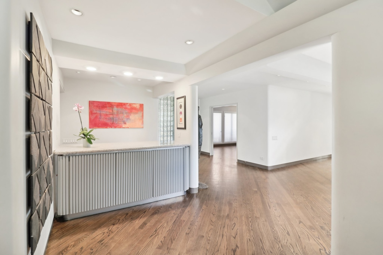 1044 North Happ Road Northfield, IL 60093 - Photo 4 of 49