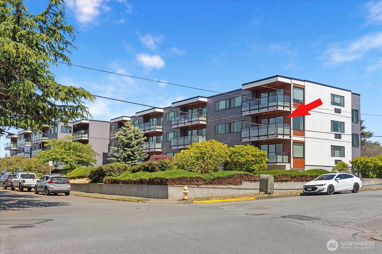 300 2nd Avenue North, Unit 2H Edmonds, WA 98020 - Photo 2 of 39