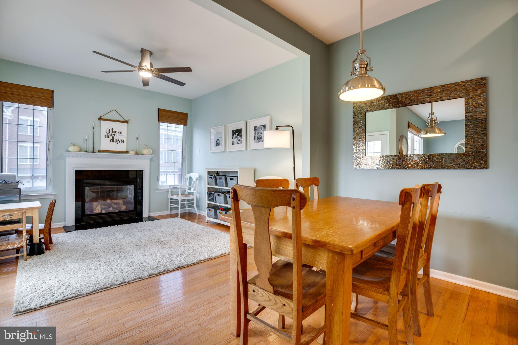 25219 Larks Terrace Chantilly, VA 20152 - Photo 23 of 53