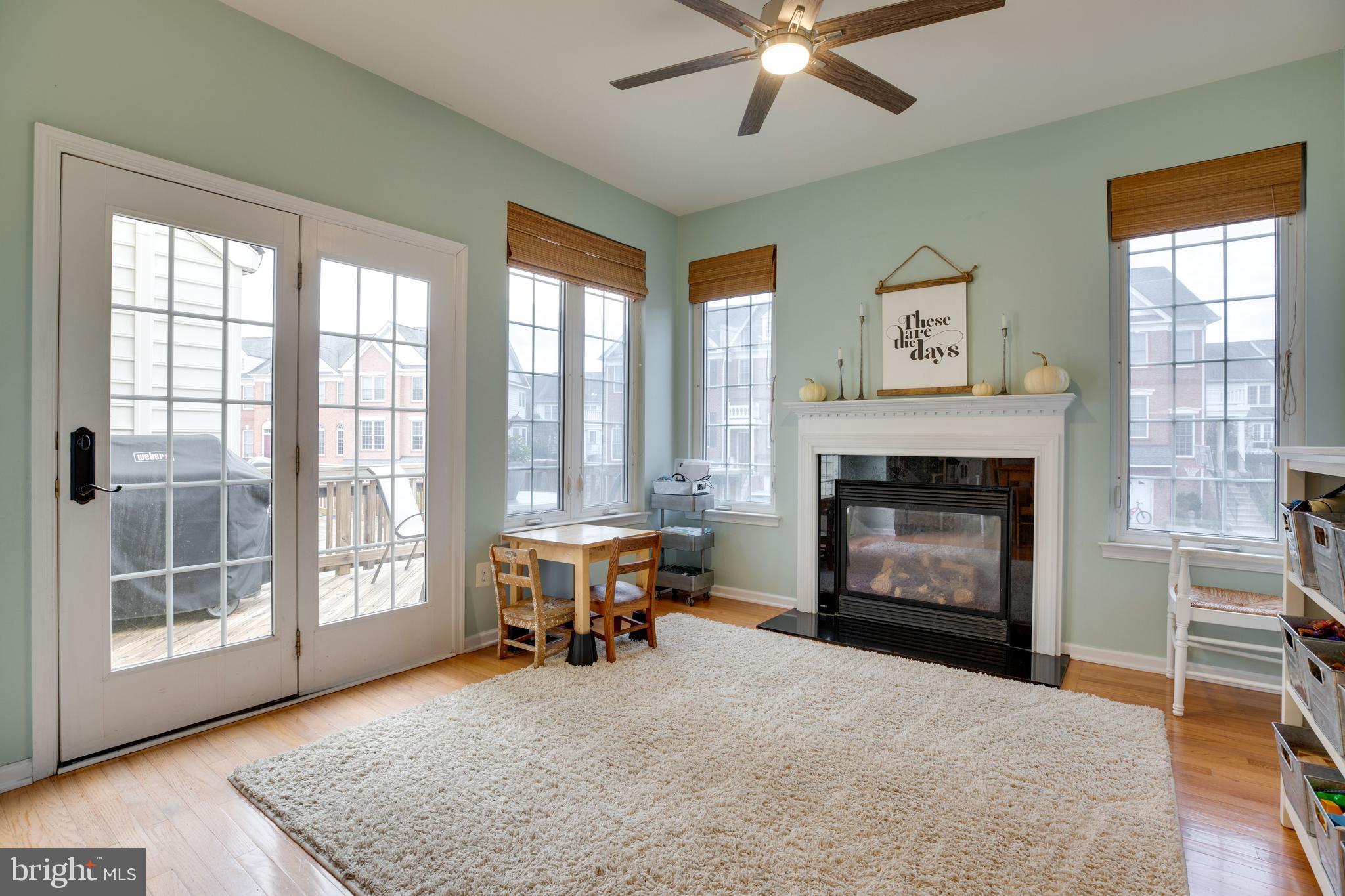 25219 Larks Terrace Chantilly, VA 20152 - Photo 24 of 53