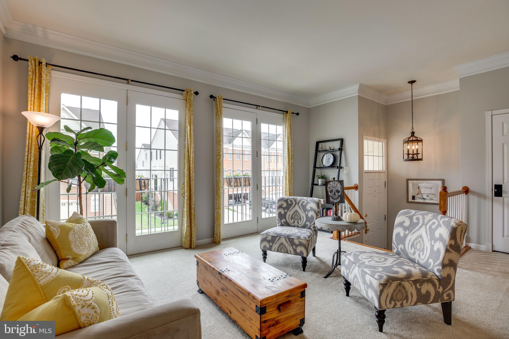25219 Larks Terrace Chantilly, VA 20152 - Photo 4 of 53