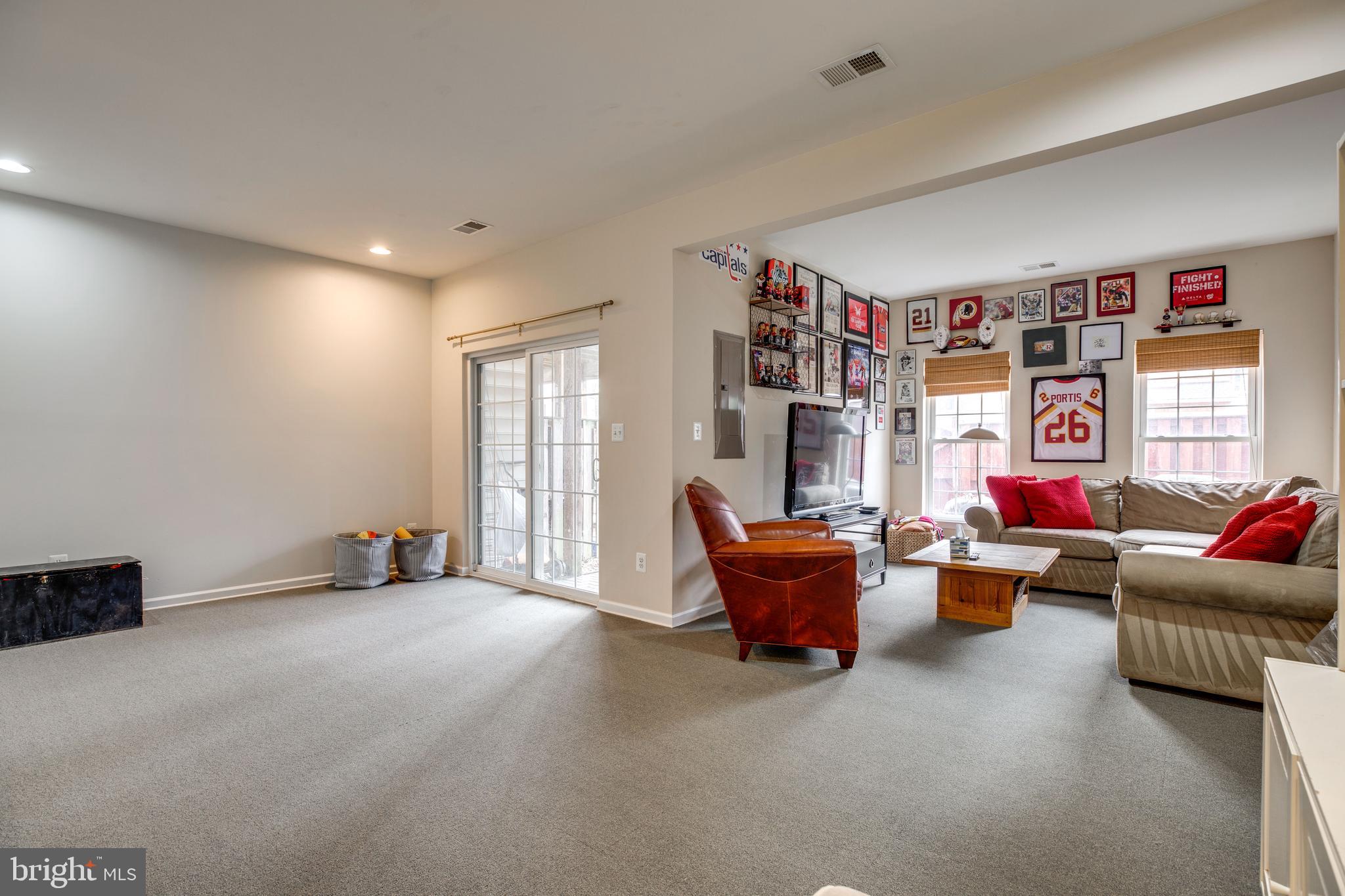 25219 Larks Terrace Chantilly, VA 20152 - Photo 40 of 53