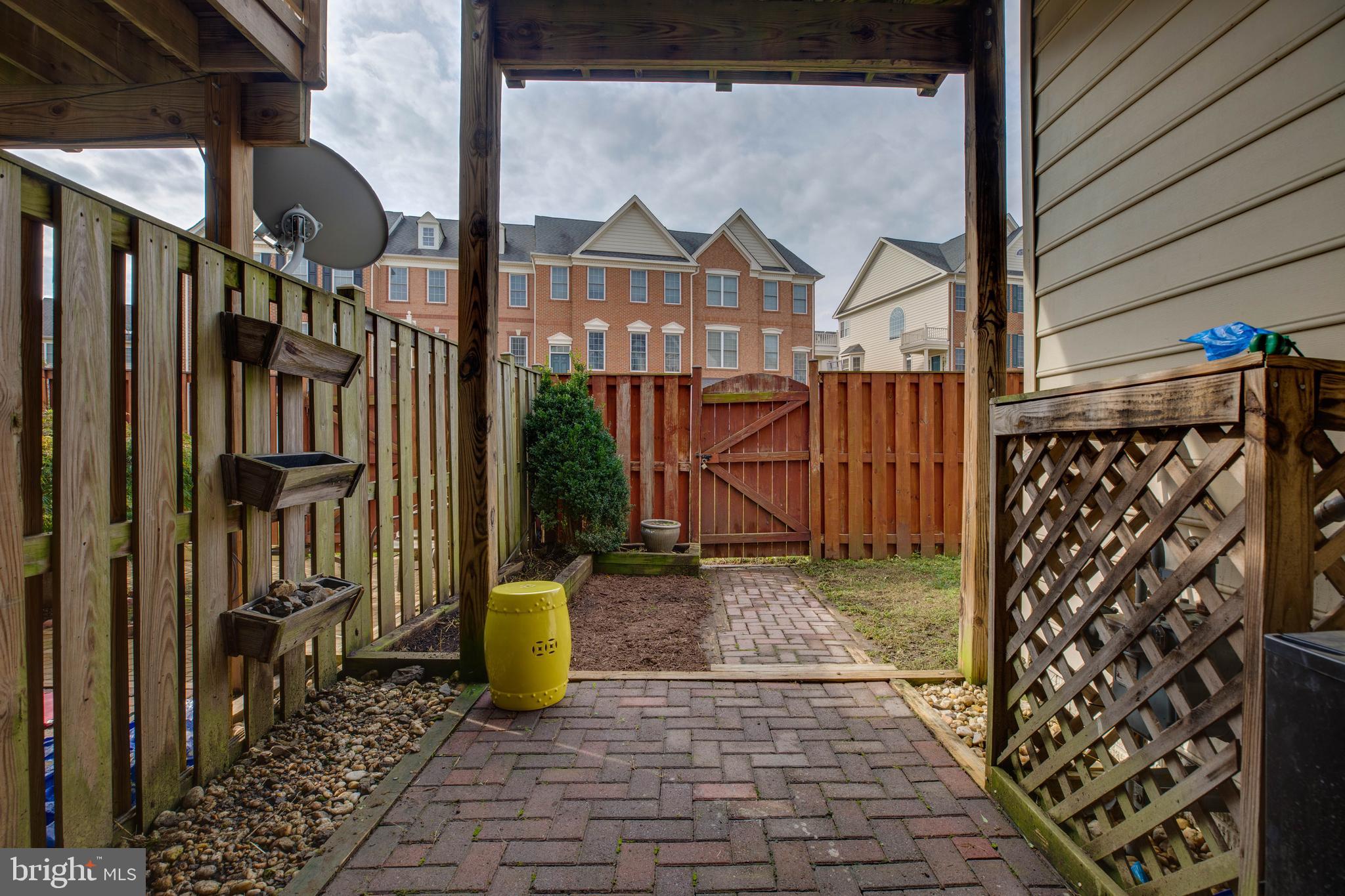 25219 Larks Terrace Chantilly, VA 20152 - Photo 45 of 53