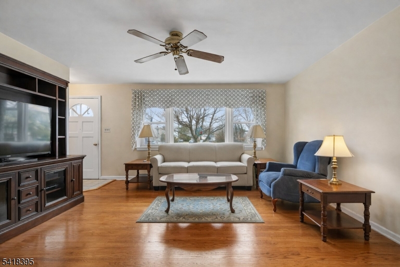 2970 Aberdeen Road Union, NJ 07083 - Photo 4 of 18 a living room with furniture and a flat screen tv