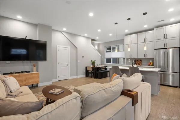 $3,900 | 2815 West 25th Avenue, Unit 1, Denver, CO 80211