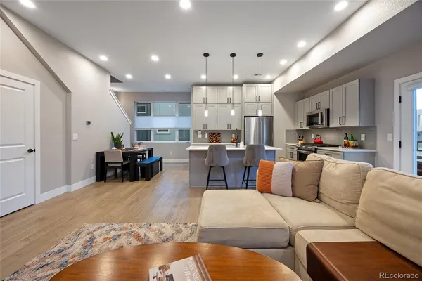$3,900 | 2815 West 25th Avenue, Unit 1, Denver, CO 80211