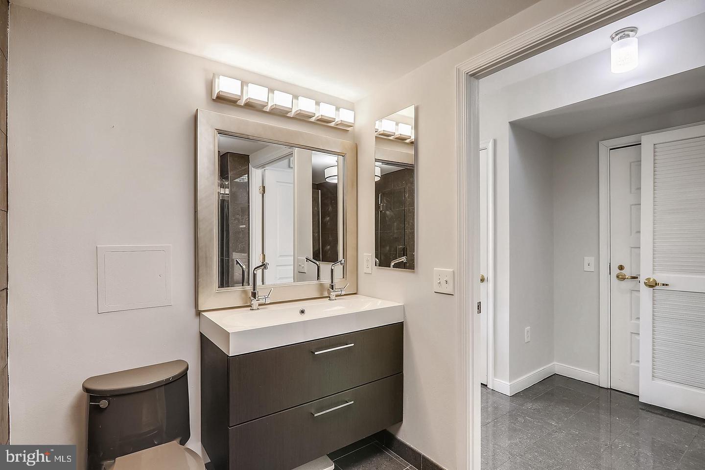 631 D Street Northwest, Unit 934 Washington, DC 20004 - Photo 17 of 68