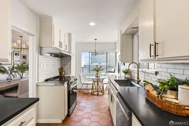 $3,895,000 | 101 Graystone Terrace, San Francisco, CA 94114