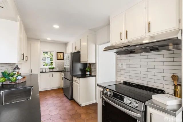 $3,895,000 | 101 Graystone Terrace, San Francisco, CA 94114