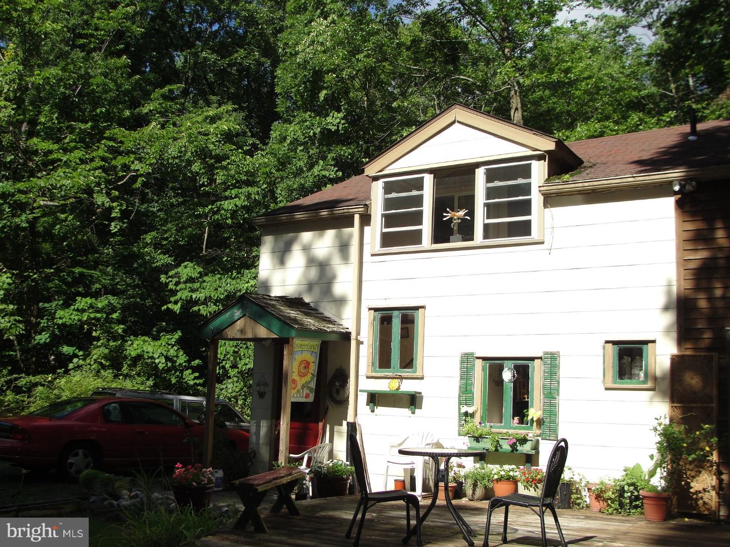 134 Hill Road Green Lane, PA 18054 - Photo 2 of 20 Exterior Front