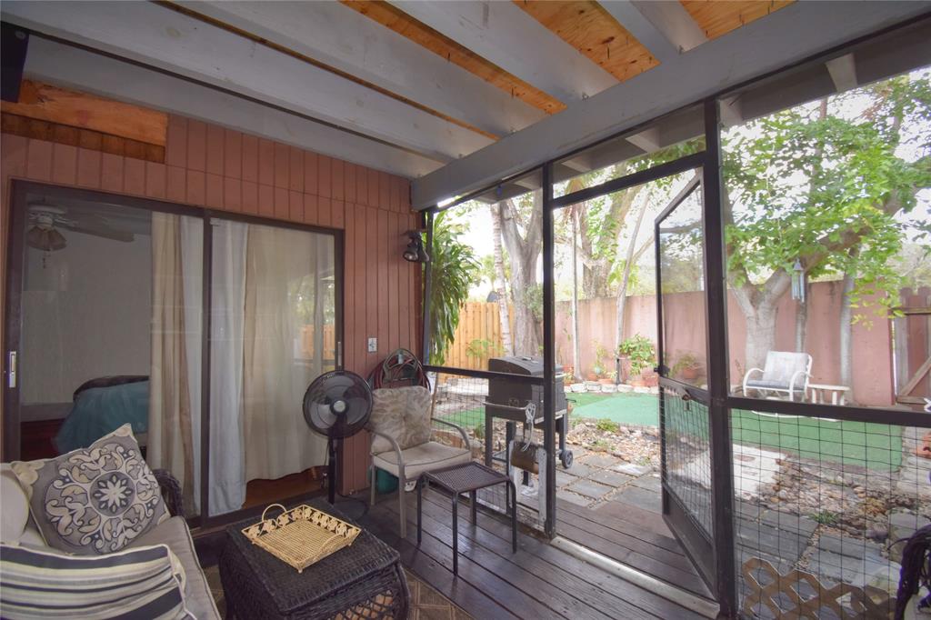 1748 Northwest 74th Avenue, Unit 19 Plantation, FL 33313 - Photo 32 of 44 Screened