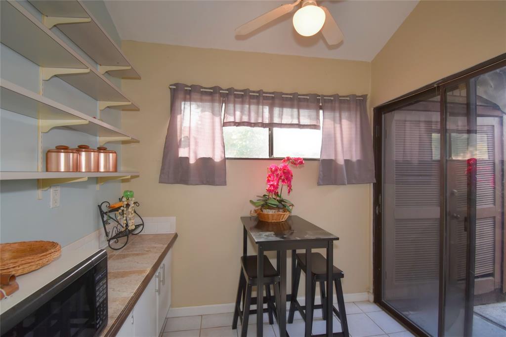 1748 Northwest 74th Avenue, Unit 19 Plantation, FL 33313 - Photo 6 of 44