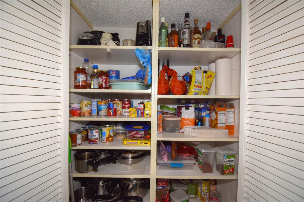 1748 Northwest 74th Avenue, Unit 19 Plantation, FL 33313 - Photo 8 of 44