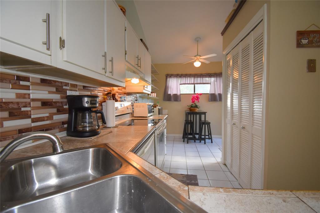 1748 Northwest 74th Avenue, Unit 19 Plantation, FL 33313 - Photo 10 of 44