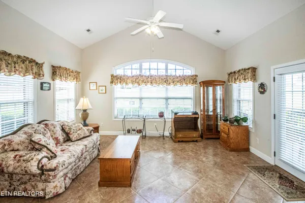 $519,900 | 7338 Napa Valley Way, Unit 12, Knoxville, TN 37931