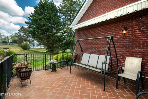 $519,900 | 7338 Napa Valley Way, Unit 12, Knoxville, TN 37931