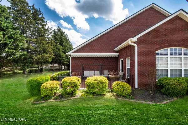 $519,900 | 7338 Napa Valley Way, Unit 12, Knoxville, TN 37931