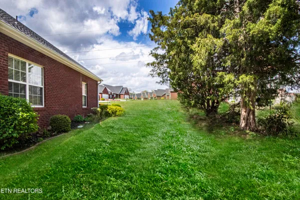 $519,900 | 7338 Napa Valley Way, Unit 12, Knoxville, TN 37931