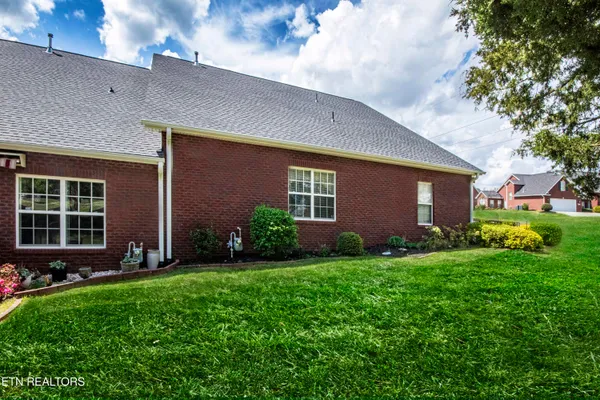 $519,900 | 7338 Napa Valley Way, Unit 12, Knoxville, TN 37931