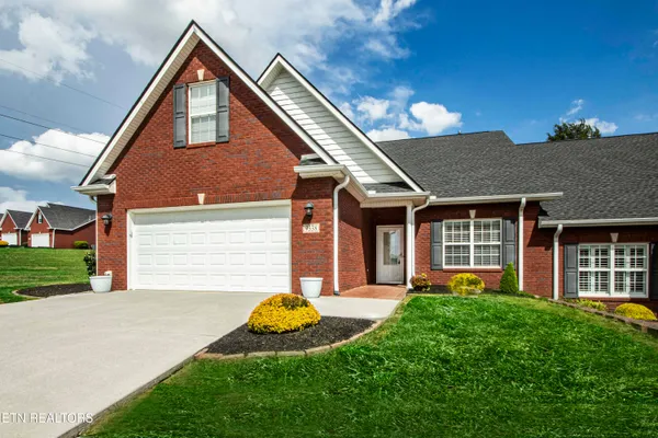 $519,900 | 7338 Napa Valley Way, Unit 12, Knoxville, TN 37931