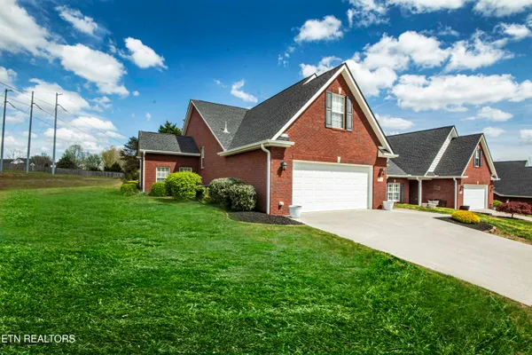 $519,900 | 7338 Napa Valley Way, Unit 12, Knoxville, TN 37931