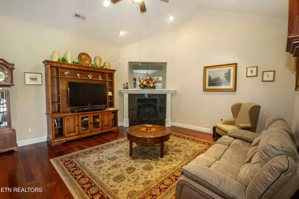 $519,900 | 7338 Napa Valley Way, Unit 12, Knoxville, TN 37931