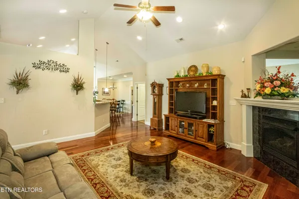 $519,900 | 7338 Napa Valley Way, Unit 12, Knoxville, TN 37931