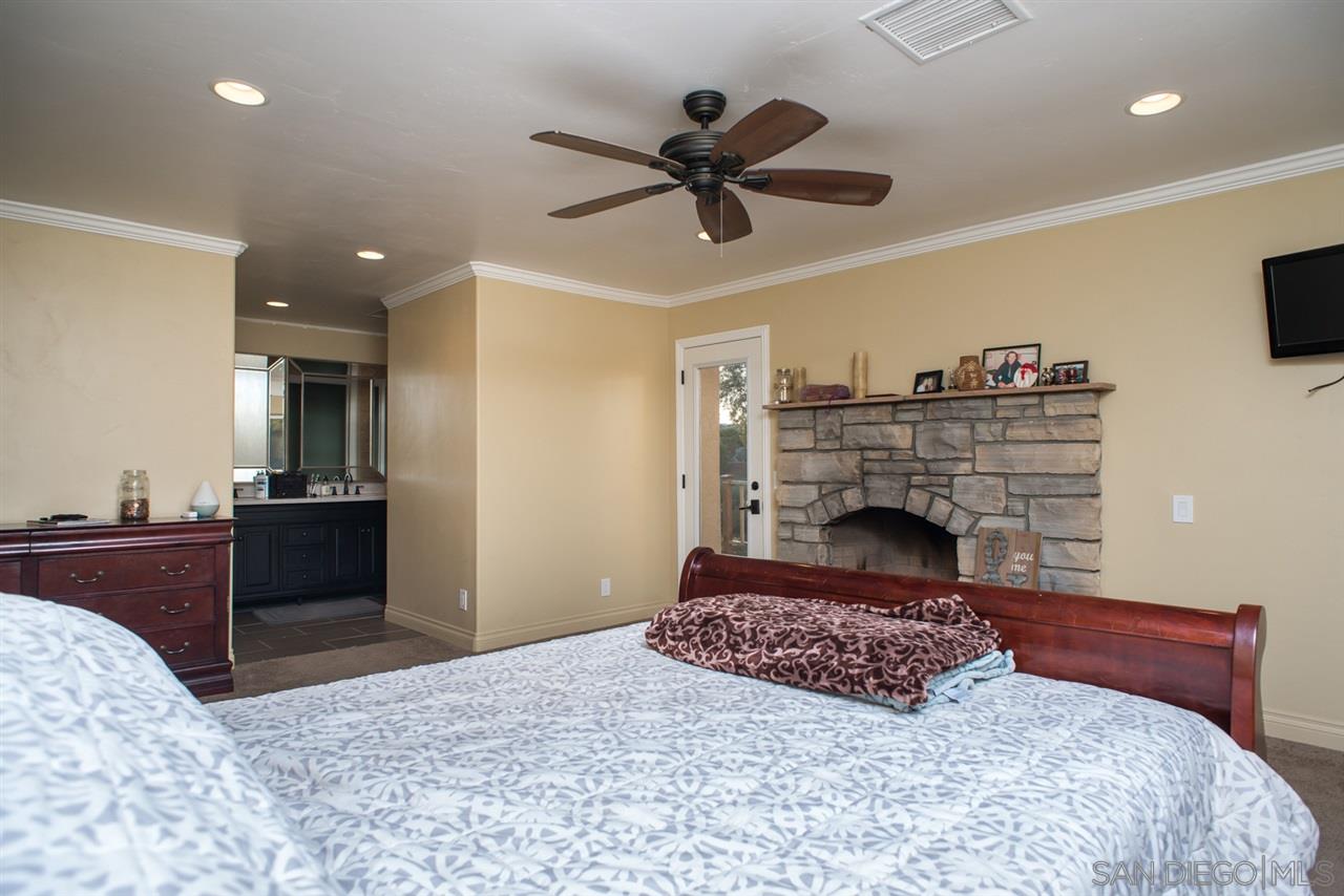 10412 Hawley Road El Cajon, CA 92021 - Photo 7 of 25