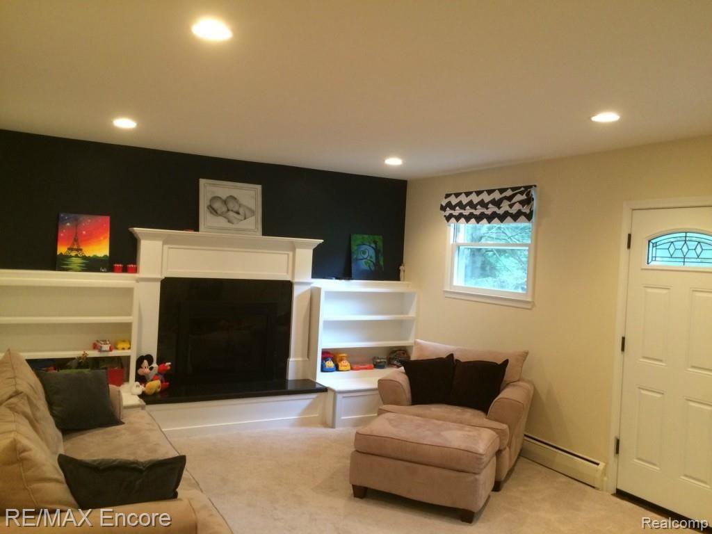 220 Shagbark Drive Rochester Hills, MI 48309 - Photo 17 of 28