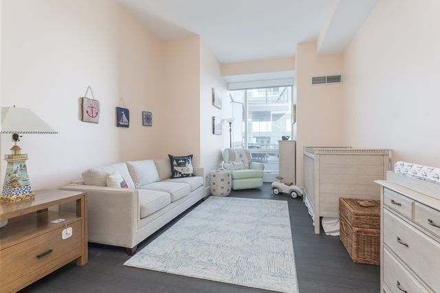 $3,200,000 | 50 Liberty Drive, Unit 10L, Boston, MA 02210