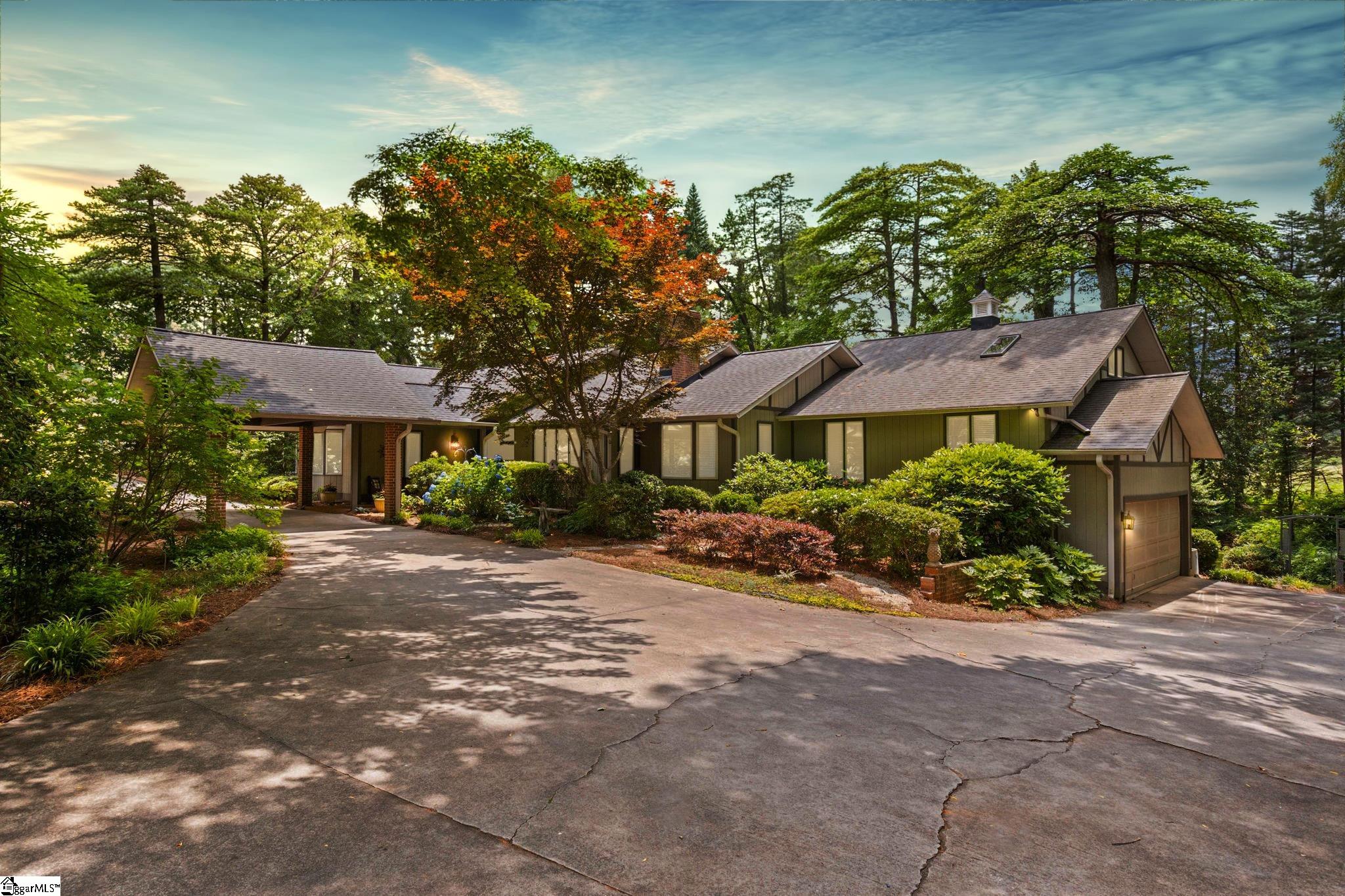 100 Sunrise Valley Road Greenville, SC 29617 - Photo 1 of 30