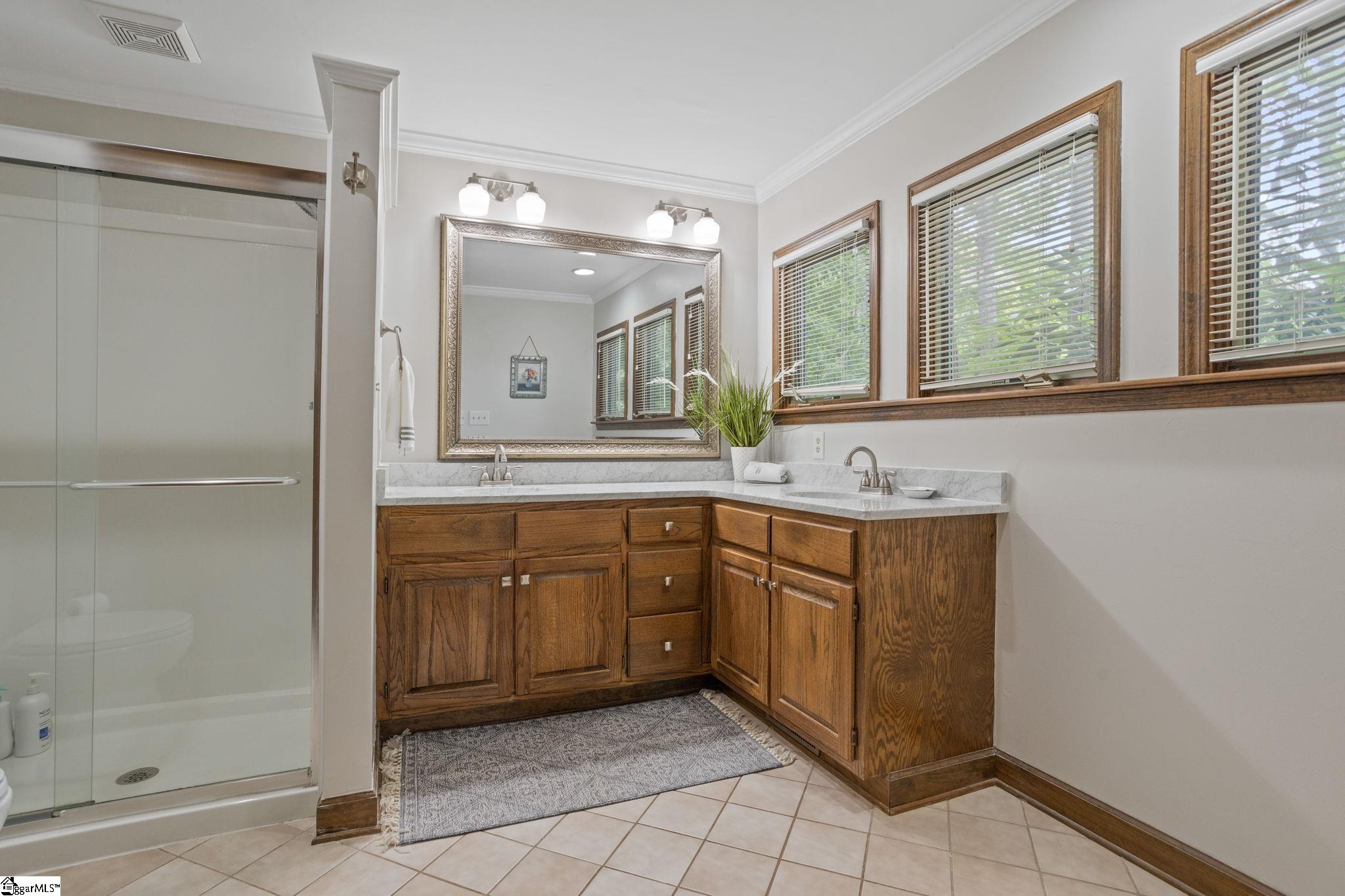 100 Sunrise Valley Road Greenville, SC 29617 - Photo 14 of 30