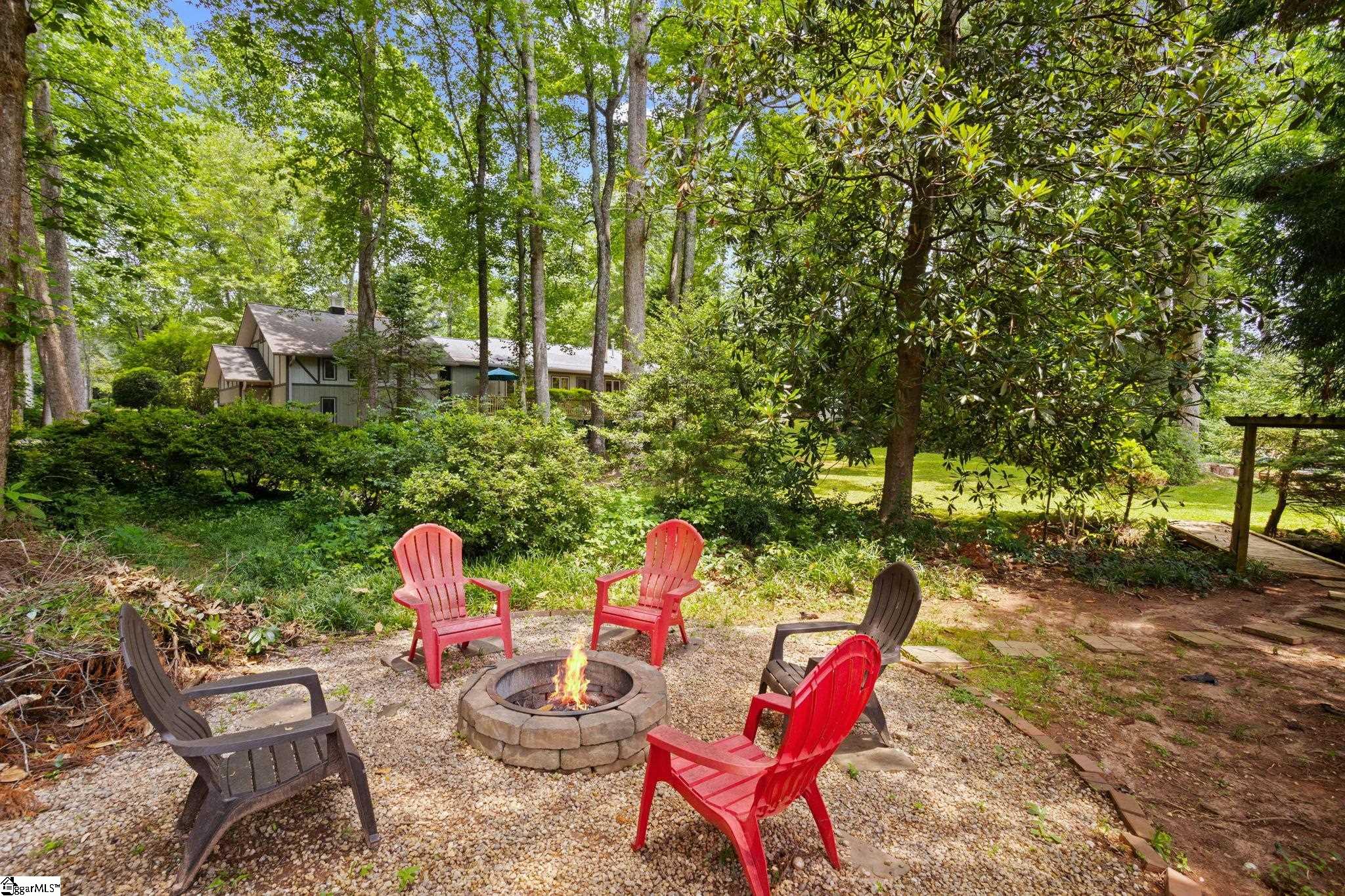 100 Sunrise Valley Road Greenville, SC 29617 - Photo 27 of 30