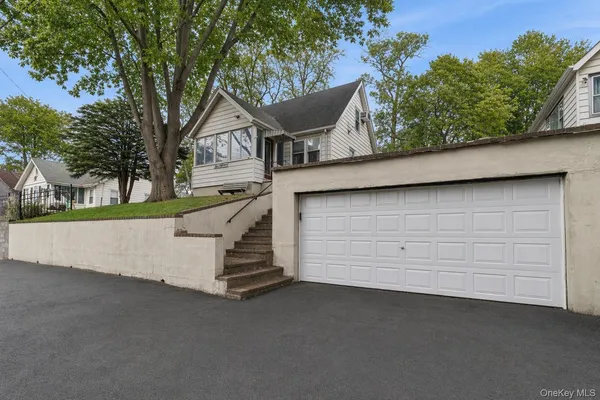 $549,990 | 215 Hallock Landing Road, Rocky Point, NY 11778