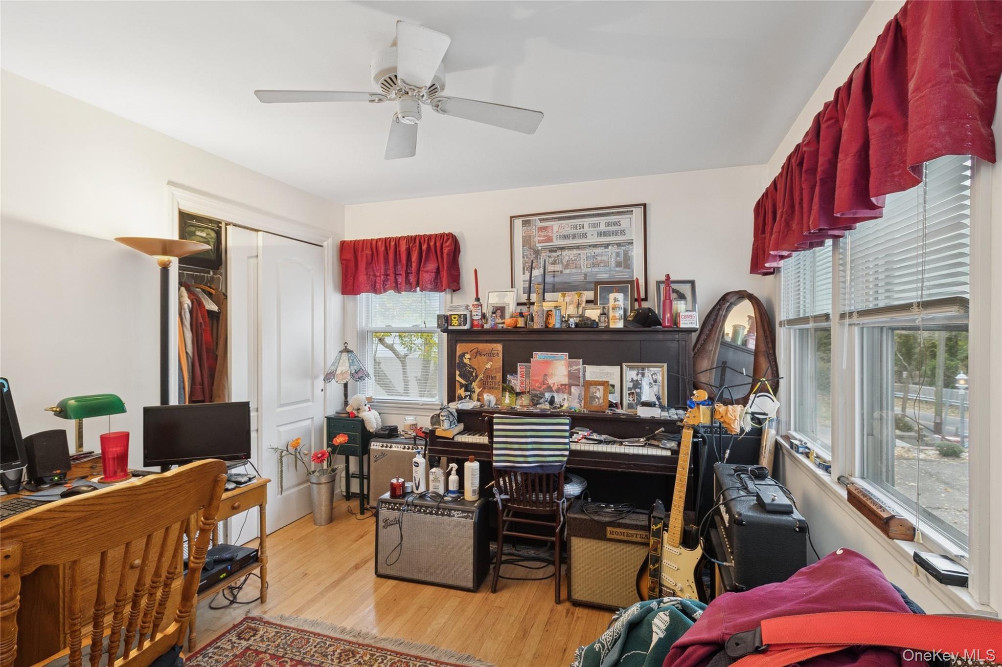 215 Hallock Landing Road Rocky Point, NY 11778 - Photo 16 of 35