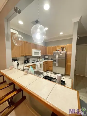 $1,850 | 710 East Boyd Drive, Baton Rouge, LA 70808