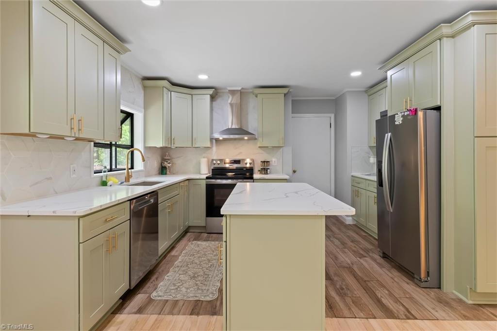 388 Eldora Road Ararat, NC 27007 - Photo 2 of 31 Gallery Image 2