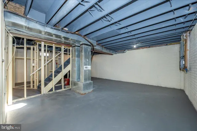 $2,300 | 426 Washington Street, Aberdeen, MD 21001