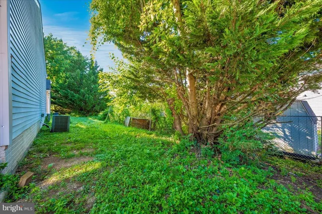 $2,300 | 426 Washington Street, Aberdeen, MD 21001