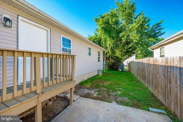 $2,300 | 426 Washington Street, Aberdeen, MD 21001