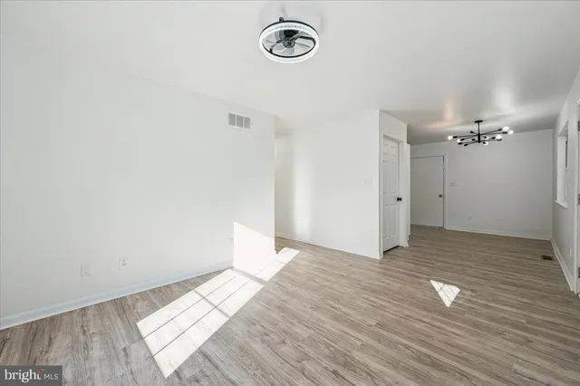 $2,300 | 426 Washington Street, Aberdeen, MD 21001