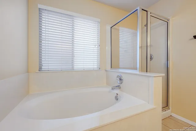 $2,100 | 249 Michelle Lane, Boerne, TX 78006