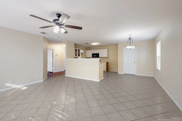 $2,100 | 249 Michelle Lane, Boerne, TX 78006