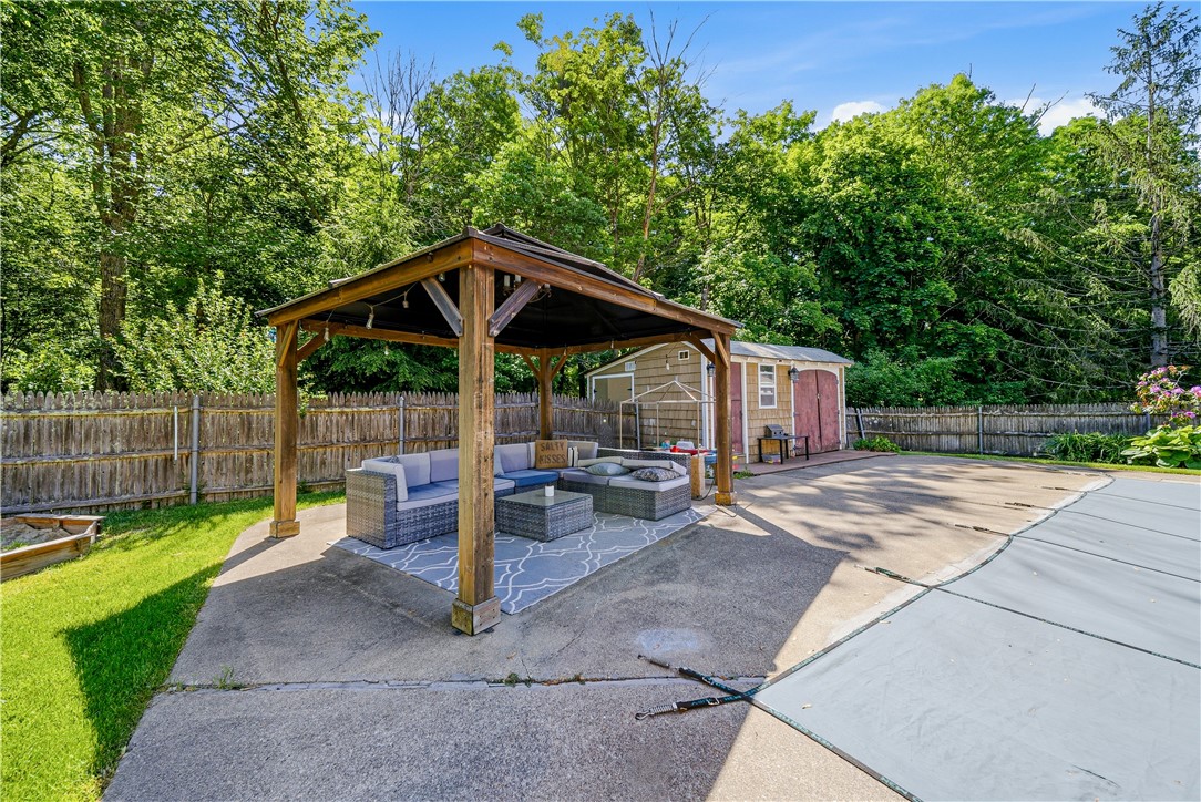652 Old Post Road North Attleboro, MA 02760 - Photo 29 of 41