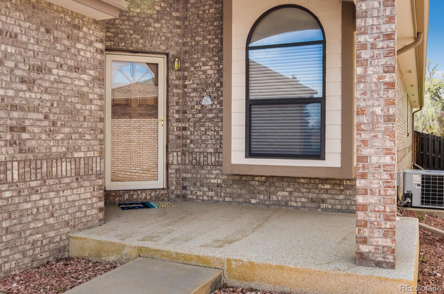 849 Wade Road Longmont, CO 80503 - Photo 2 of 30