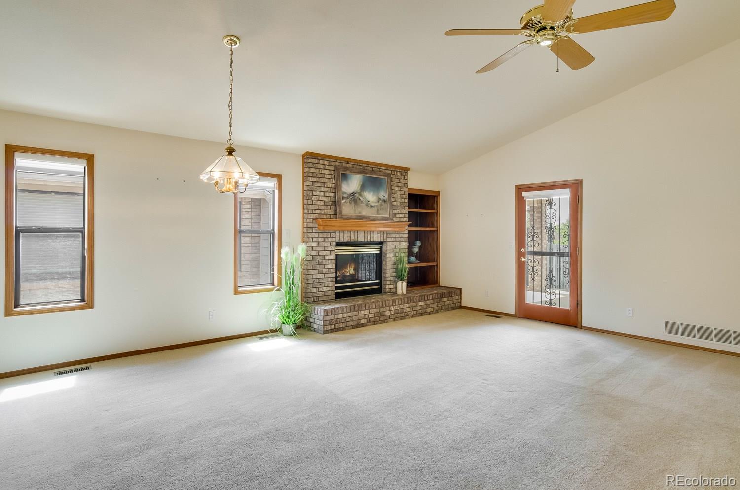 849 Wade Road Longmont, CO 80503 - Photo 3 of 30